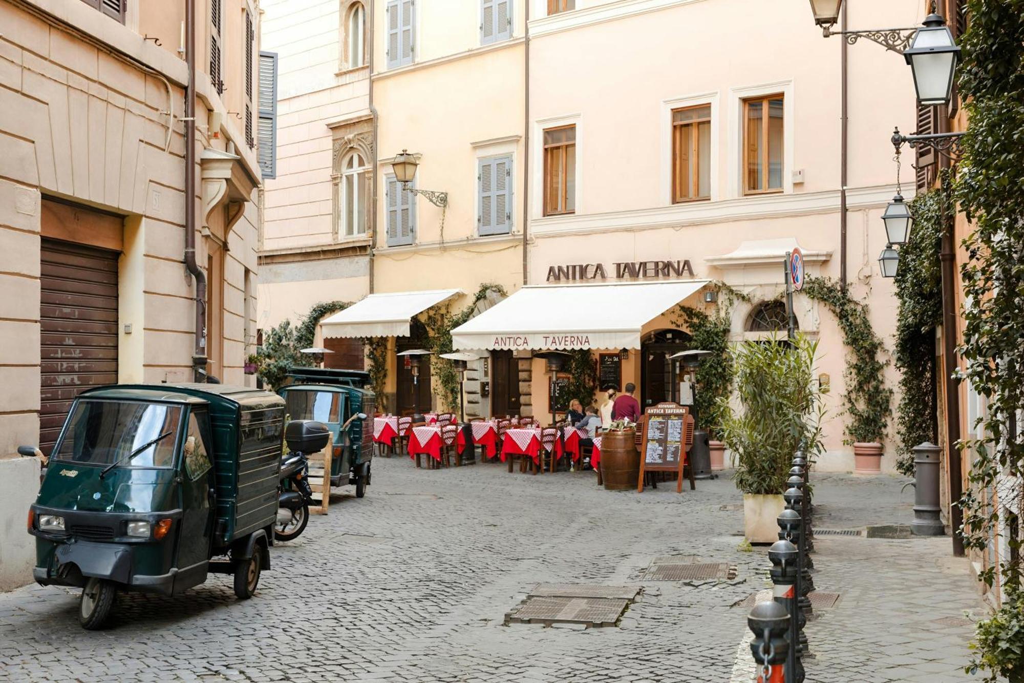 Sonder By Marriott Bonvoy Palazzo Taverna Apartments Piazza Navona - Rome — Photos 1